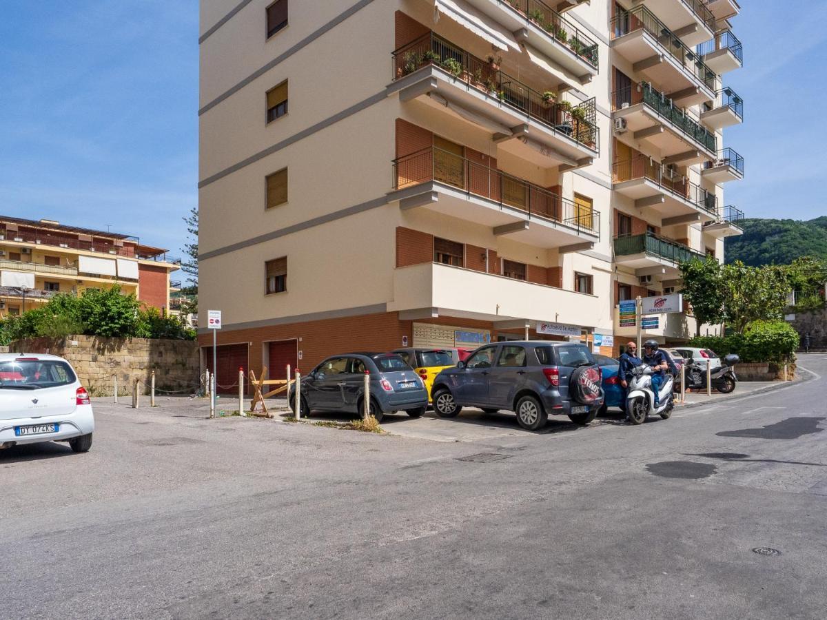 Parsano Suite - De Vivo Realty Сорренто Экстерьер фото